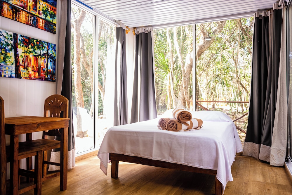 Double or Twin Room, Garden View