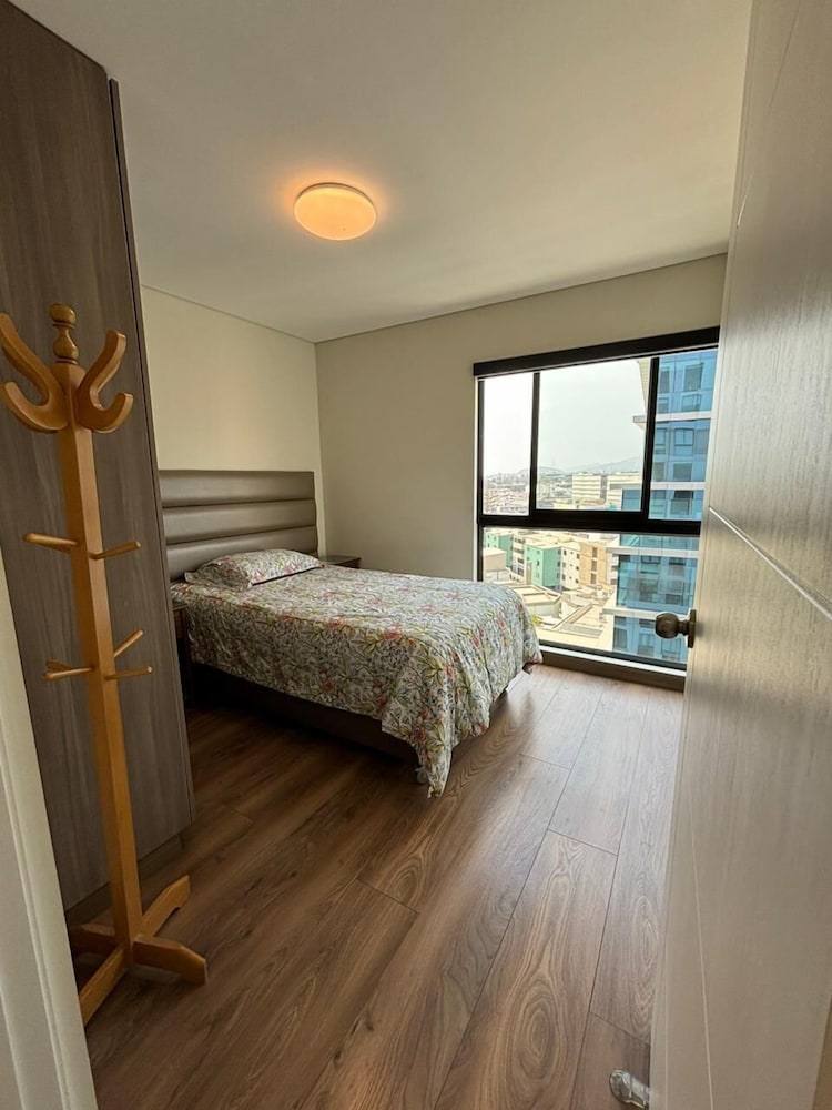 Deluxe Apartment photo 2
