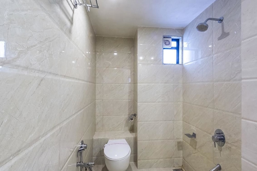 Deluxe Double or Twin Room, 1 Large Twin Bed, Non Smoking - Photo 2