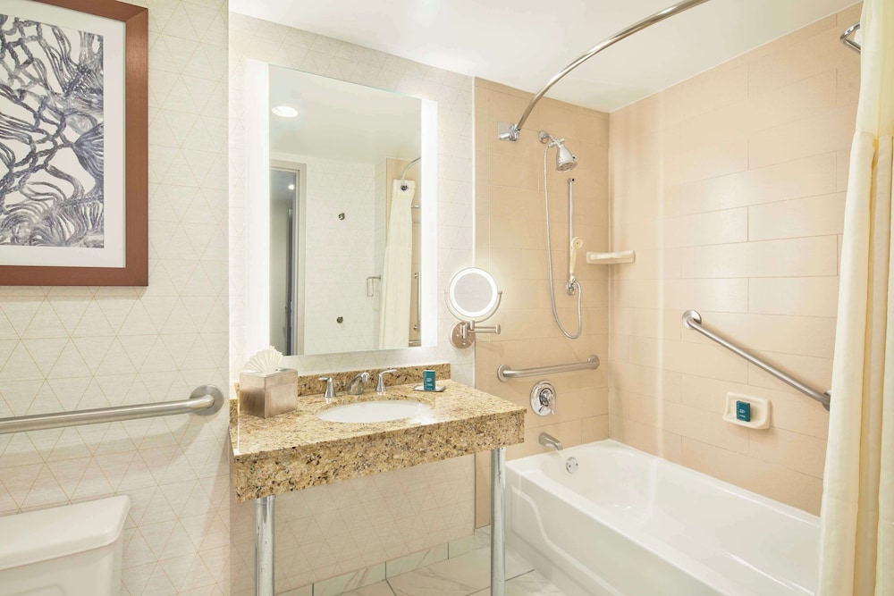 Room, 2 Double Beds, Accessible, Bathtub - Photo 3