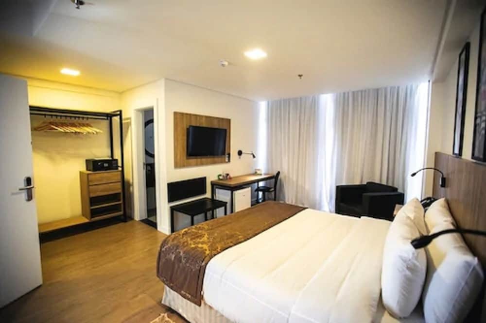 Superior Double Room, 1 Queen Bed photo 2