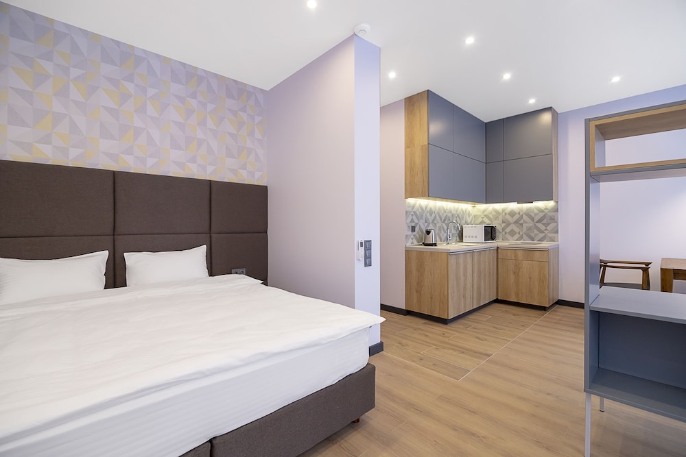 Business Studio, 1 King Bed