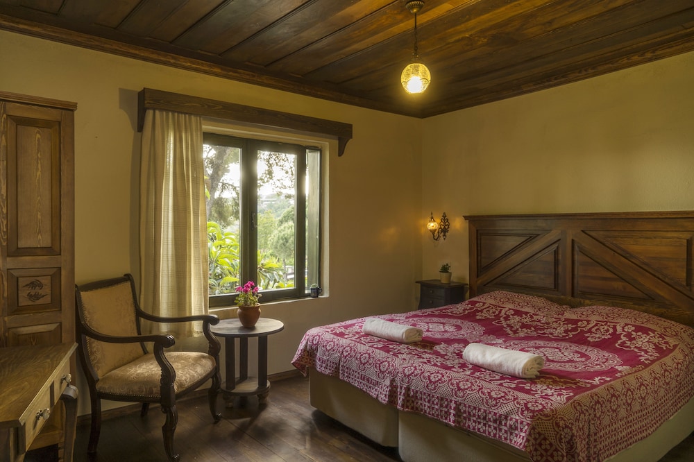 Standard Double or Twin Room, Balcony