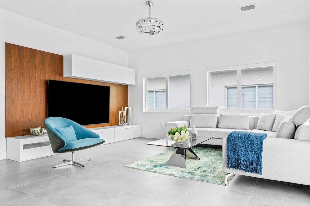 Saltwater Social Game Room Pool Dock Views, Billede 26