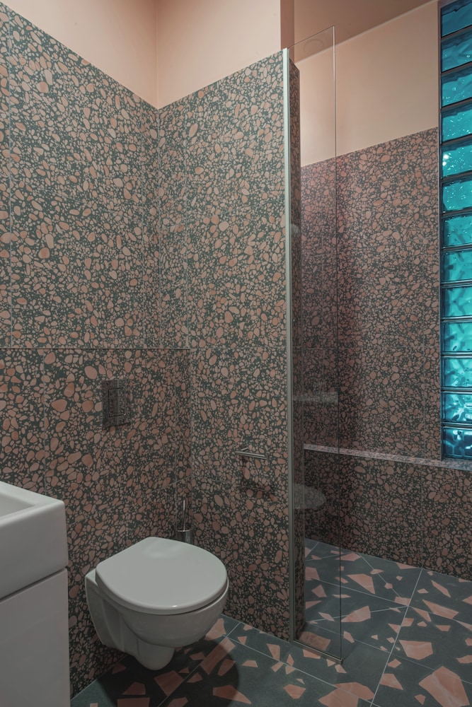 Design Room - Photo 2