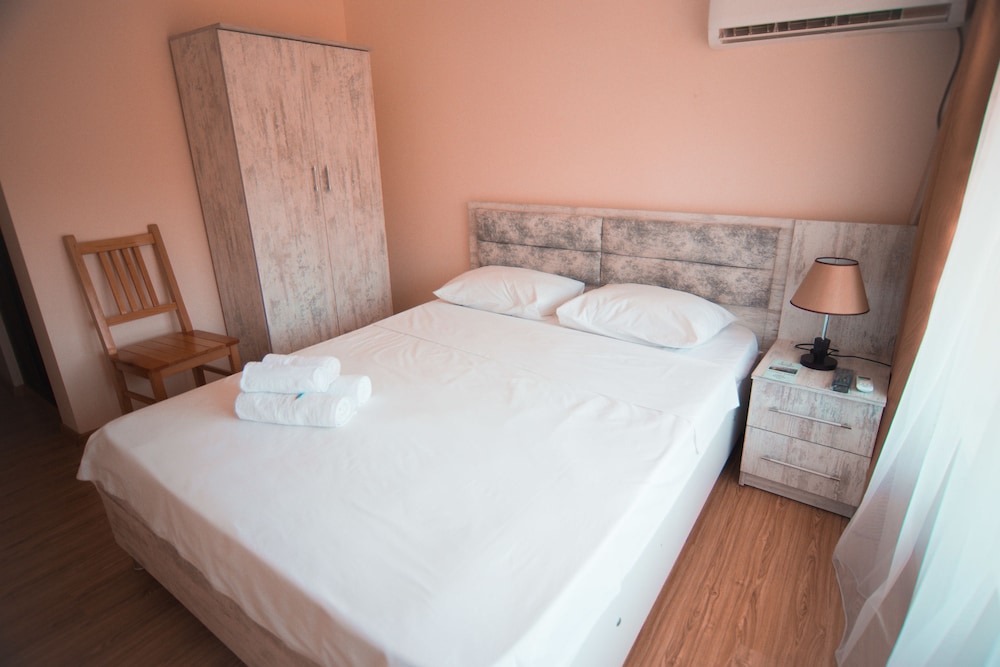 Standard Double Room photo 3