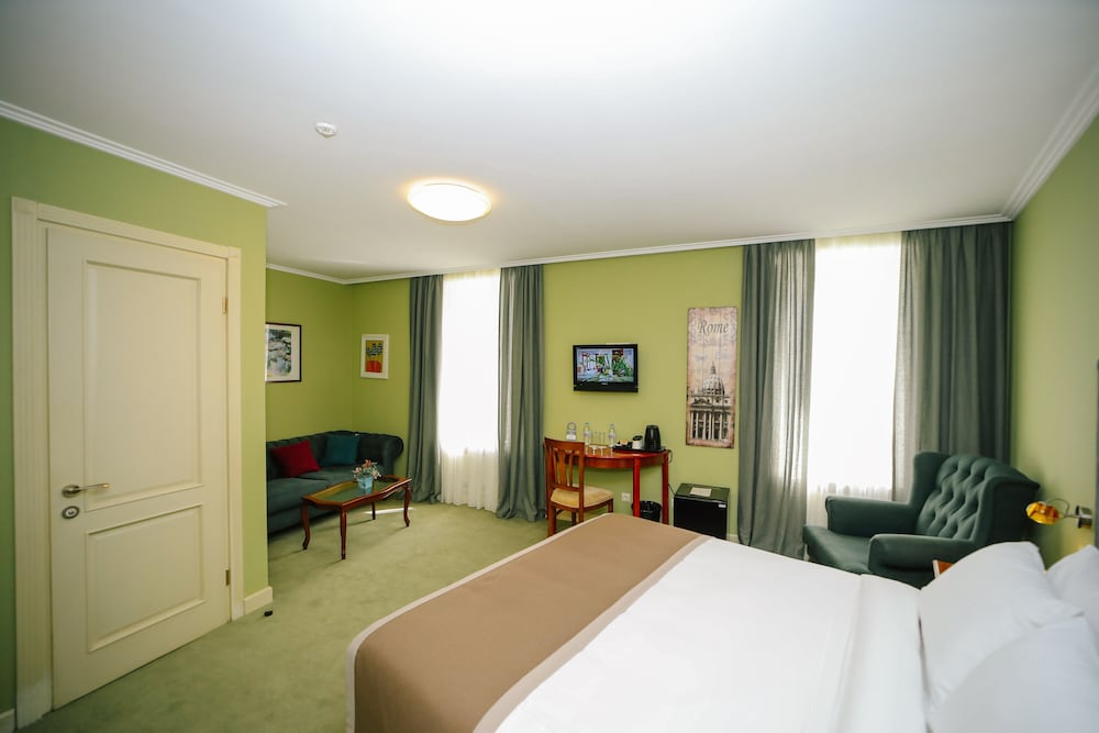 Superior Double Room, Mountain View