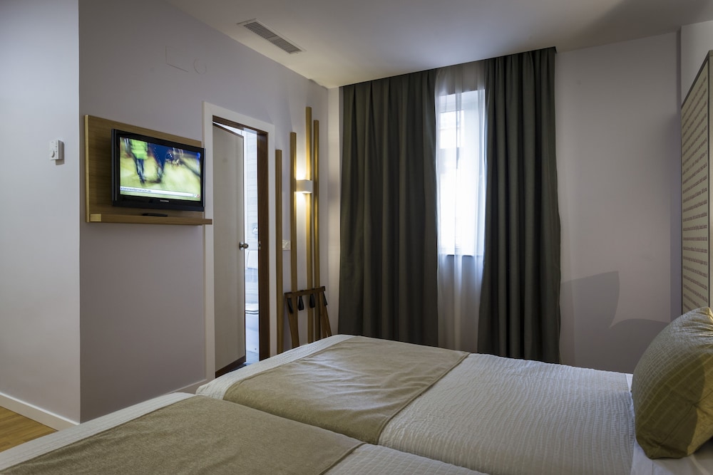 Superior Double Room - Photo 5