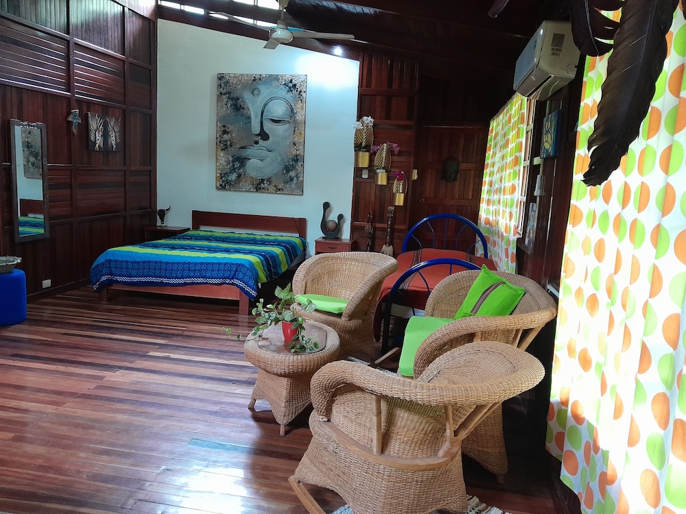 Comfort Suite photo 1