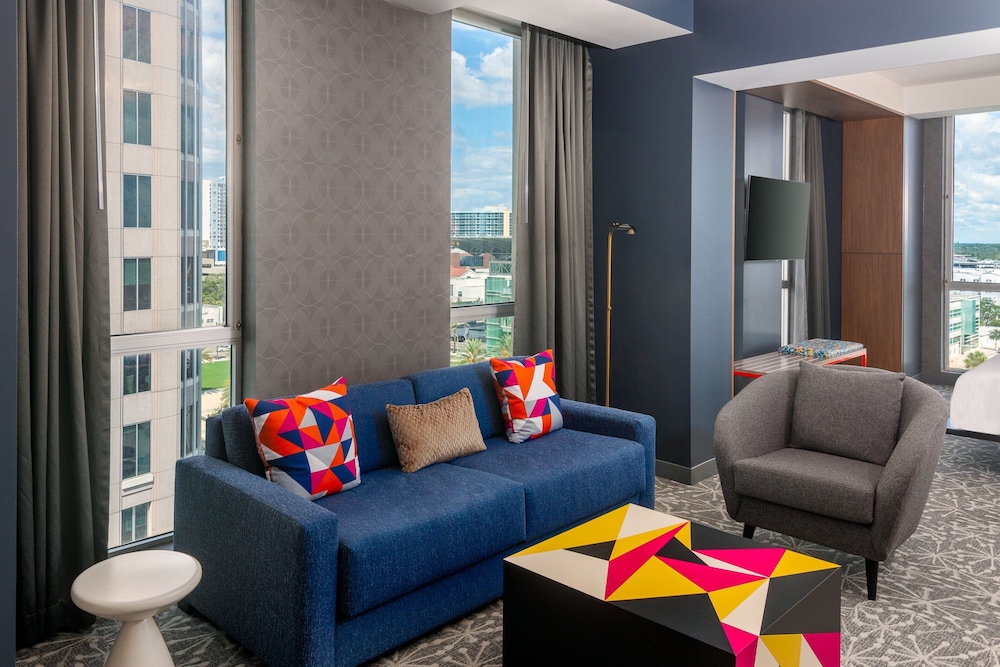 Suite, 1 King Bed