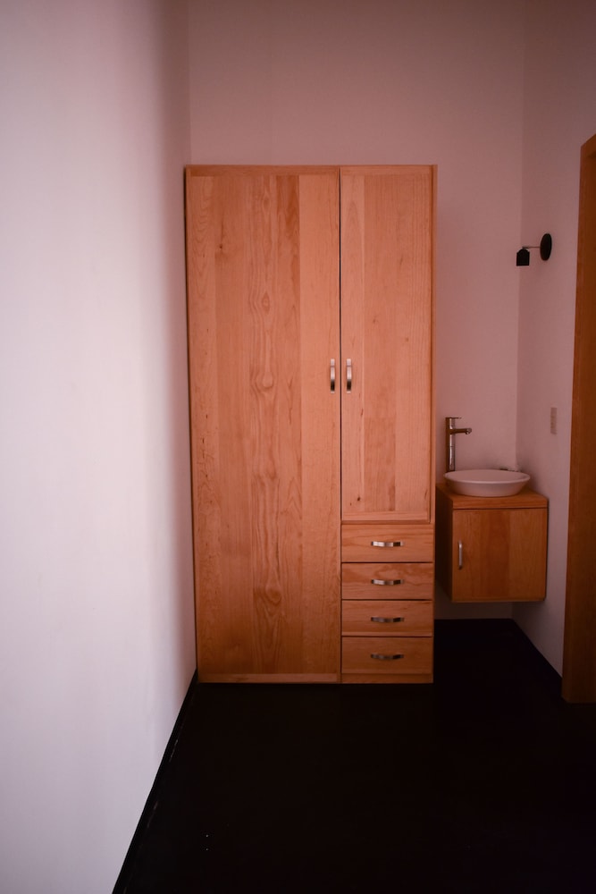 Suite, 1 King Bed, Non Smoking - Photo 11