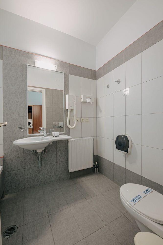 Superior Room - Photo 5