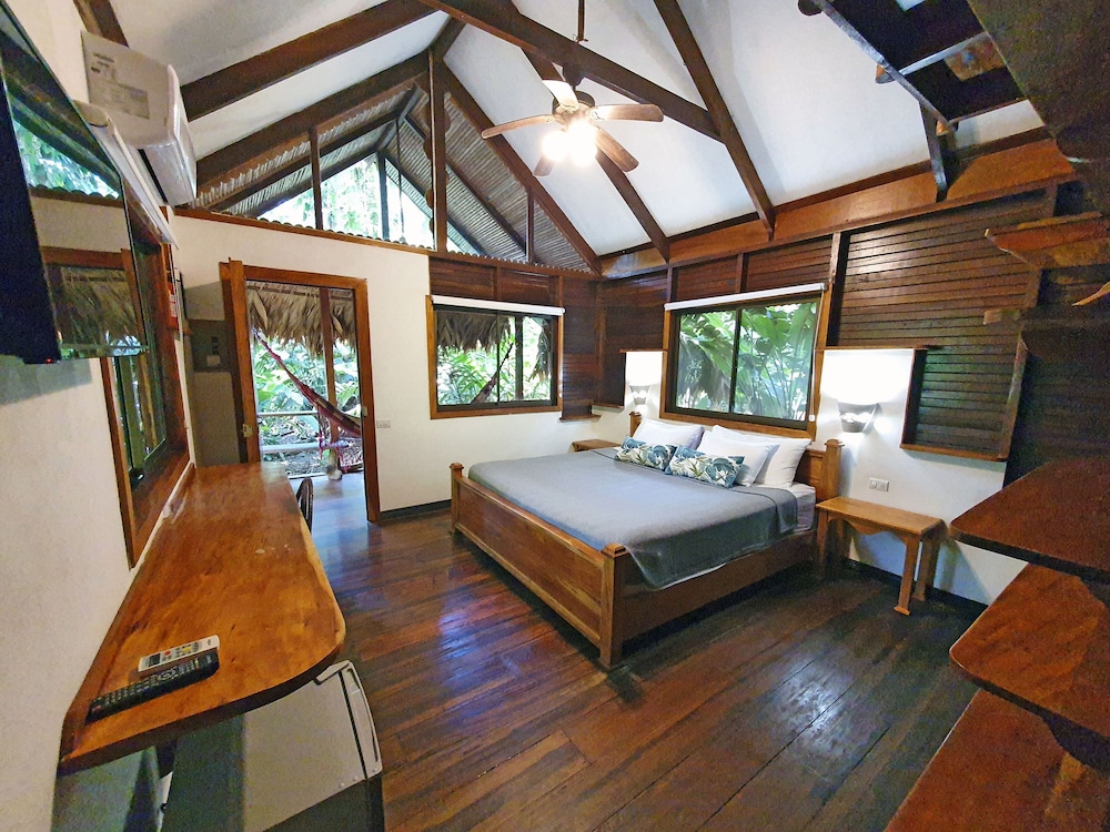 Exclusive Bungalow, Garden View - Photo 4