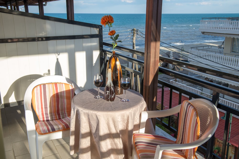 Double Room, Partial Sea View photo 2