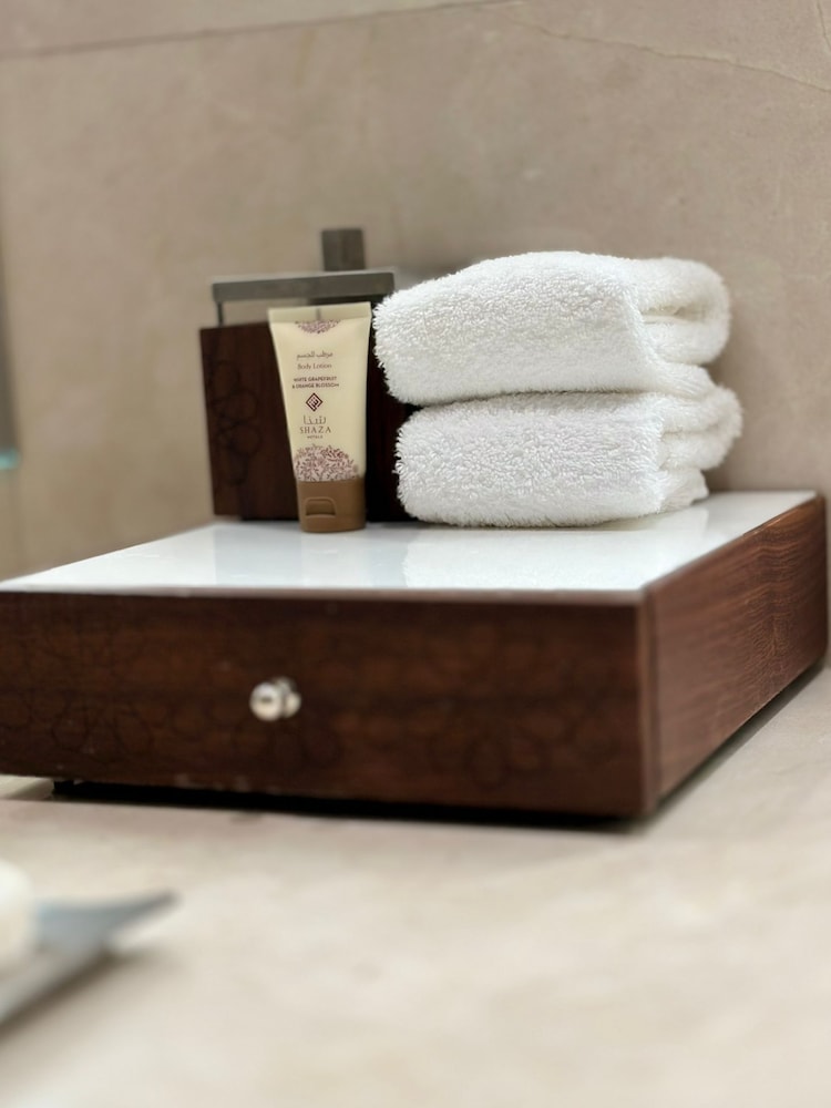 Deluxe Room - Photo 4