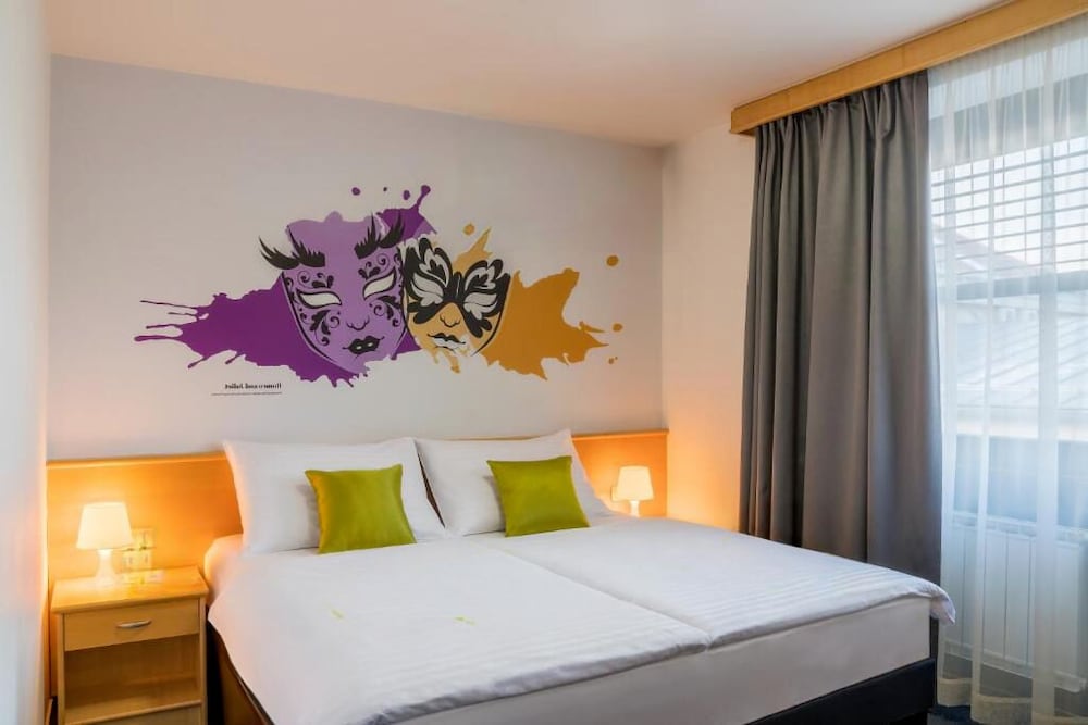 Superior Double Room - Photo 1