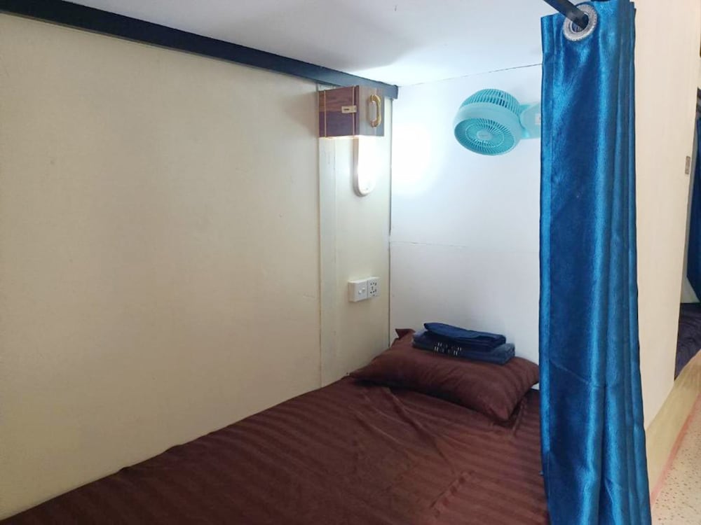 Basic Shared Dormitory, Garden View photo 2
