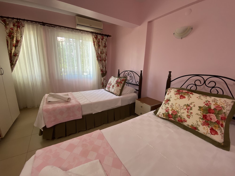 Triple Room - Photo 5