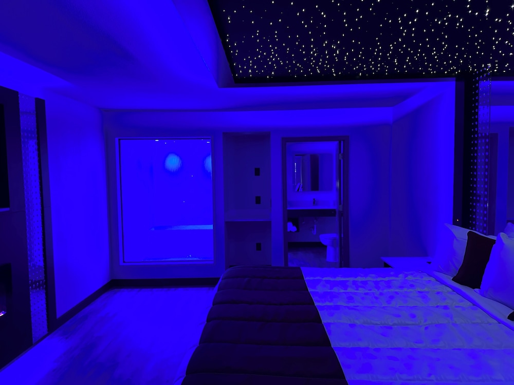 Signature Room photo 3