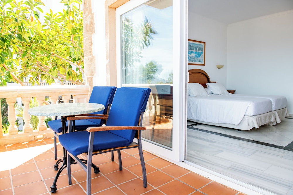Double Room, Balcony, Partial Sea View