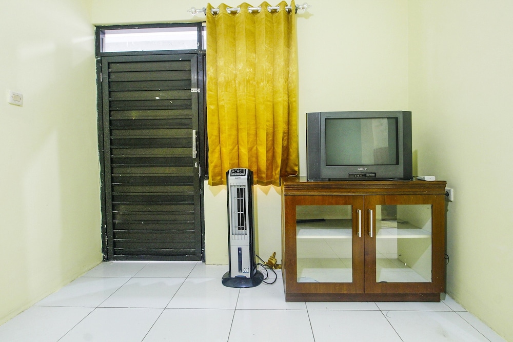 Basic Double Room photo 2