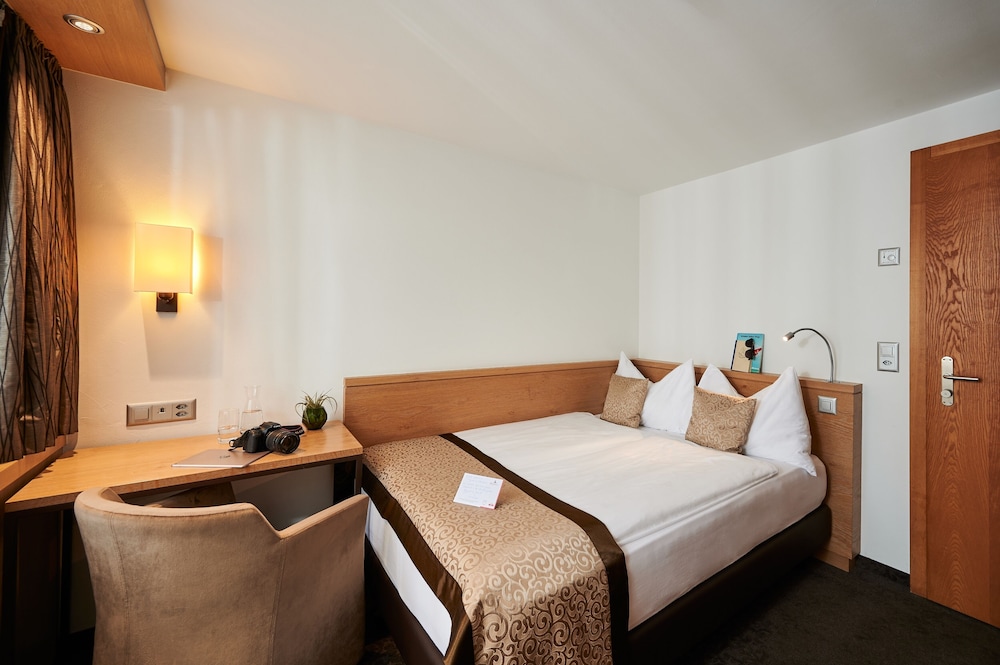 Single Room Plus