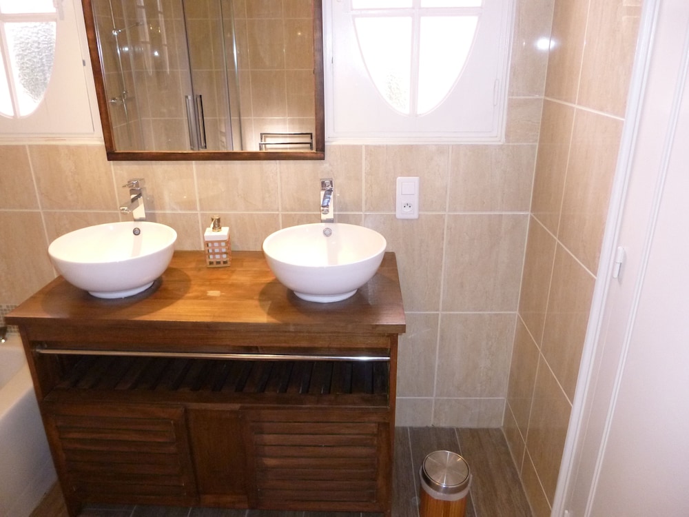 Superior Double Room, Ensuite, Garden View photo 3