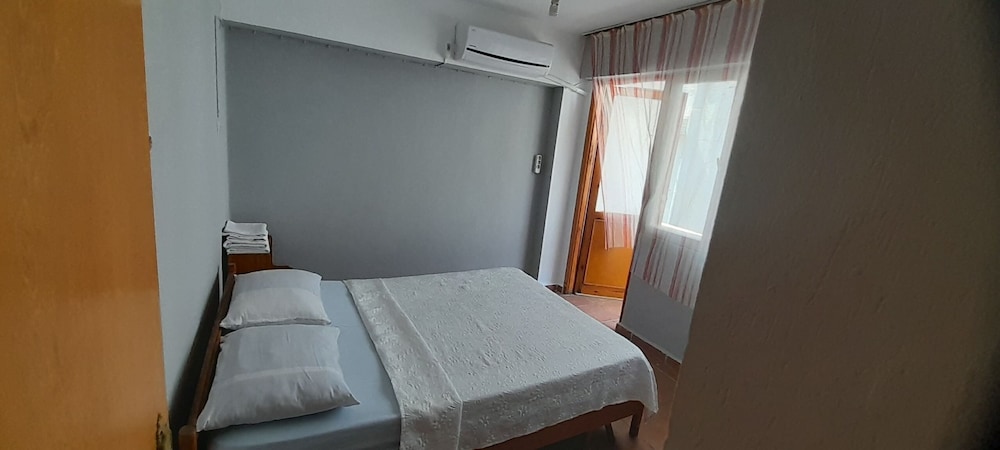 Economy Double Room ((ORTAK BANYOLU)) photo 1