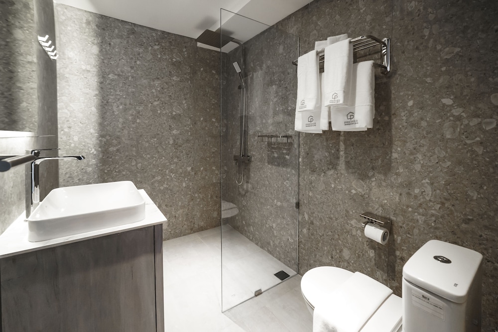 Grand Villa, 3 Bedrooms, Non Smoking, Pool View photo 2