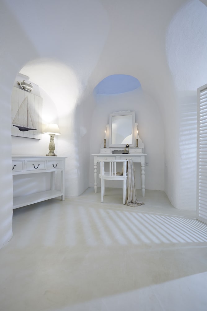 Honeymoon Suite, Jetted Tub, Sea View photo 2