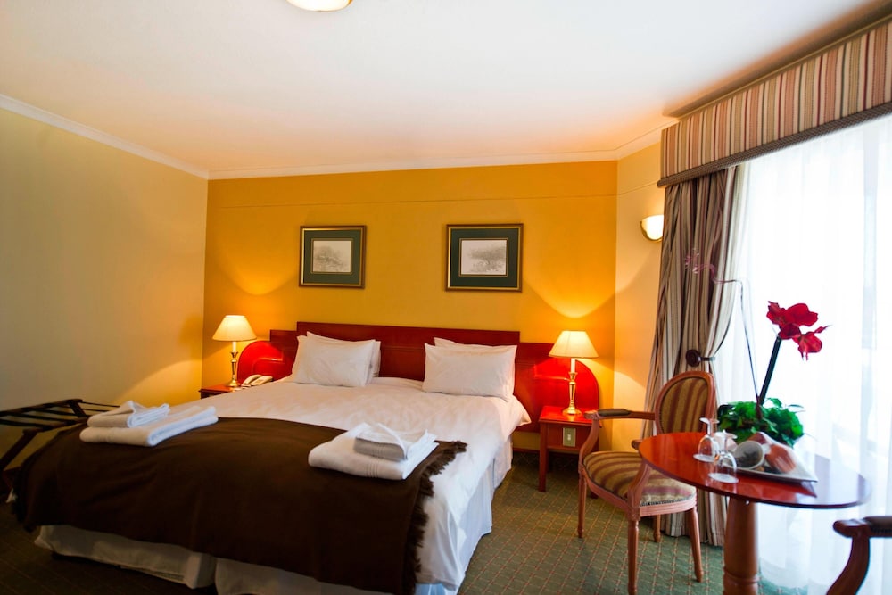 Room, 1 Double Bed, Balcony, City View