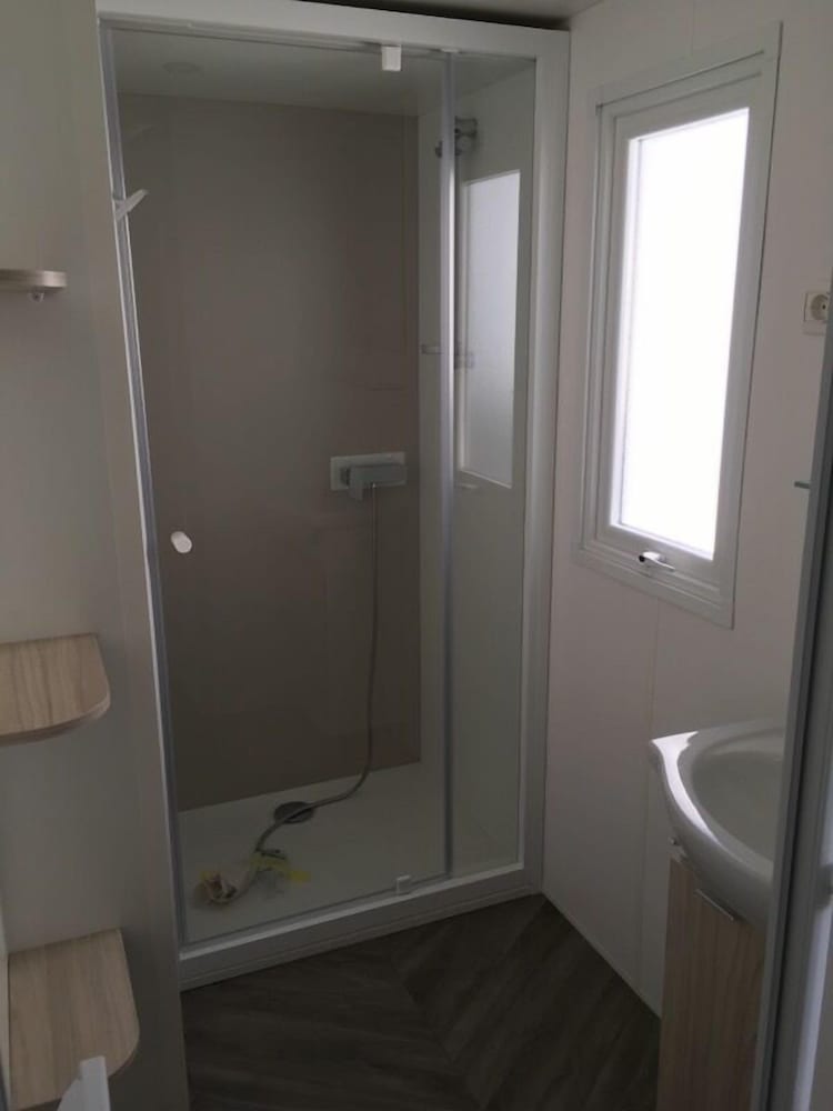 Mobile Home, Non Smoking photo 2