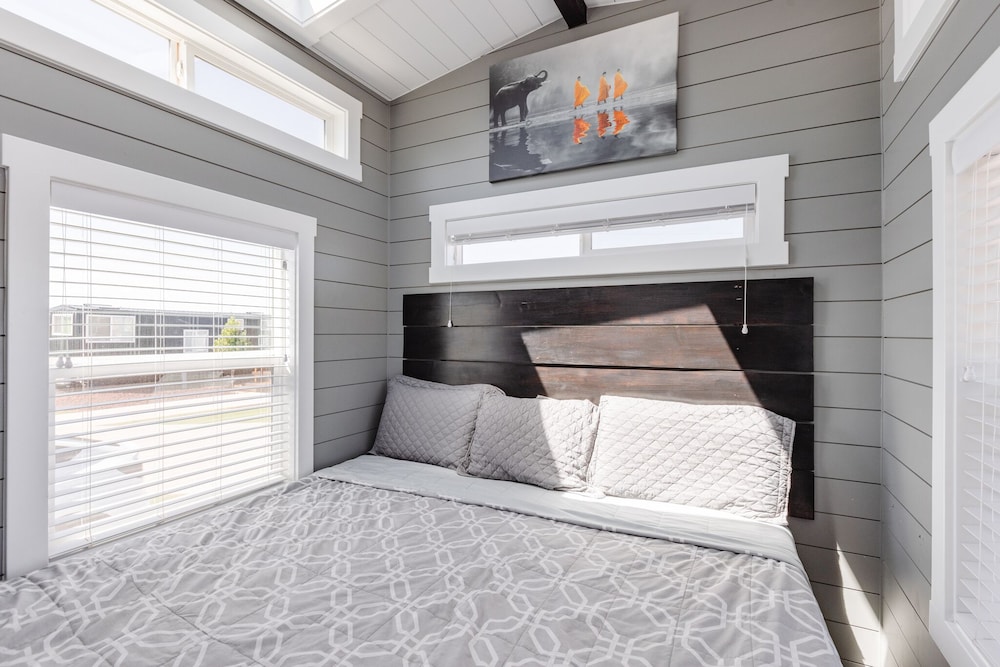 Comfort Cabin