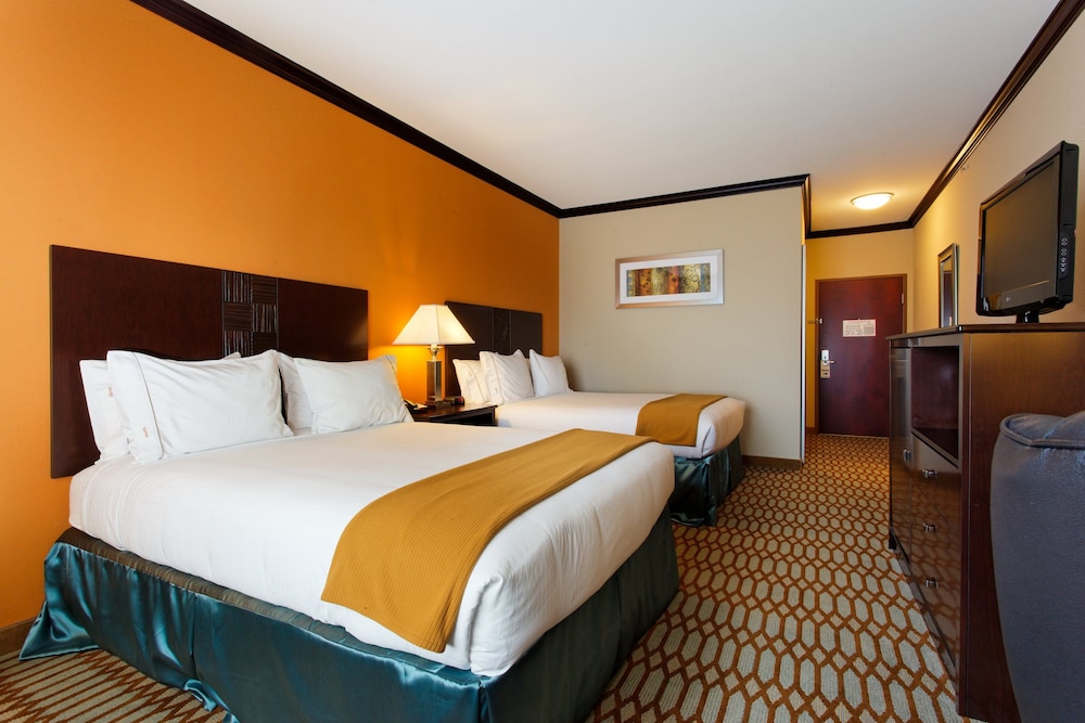 Standard Room, 2 Queen Beds (Extra Floor Space) - Photo 1