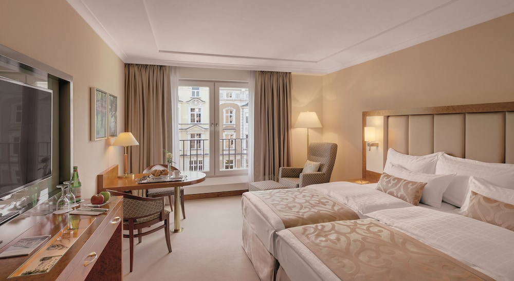 Classic Room (Grand) thumbnail 6