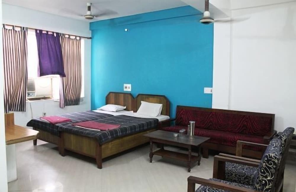 Deluxe Room, 1 Double Bed photo 3
