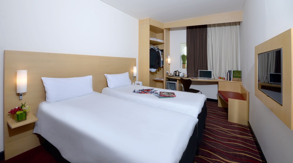 Standard Twin Room, 2 Twin Beds photo 3