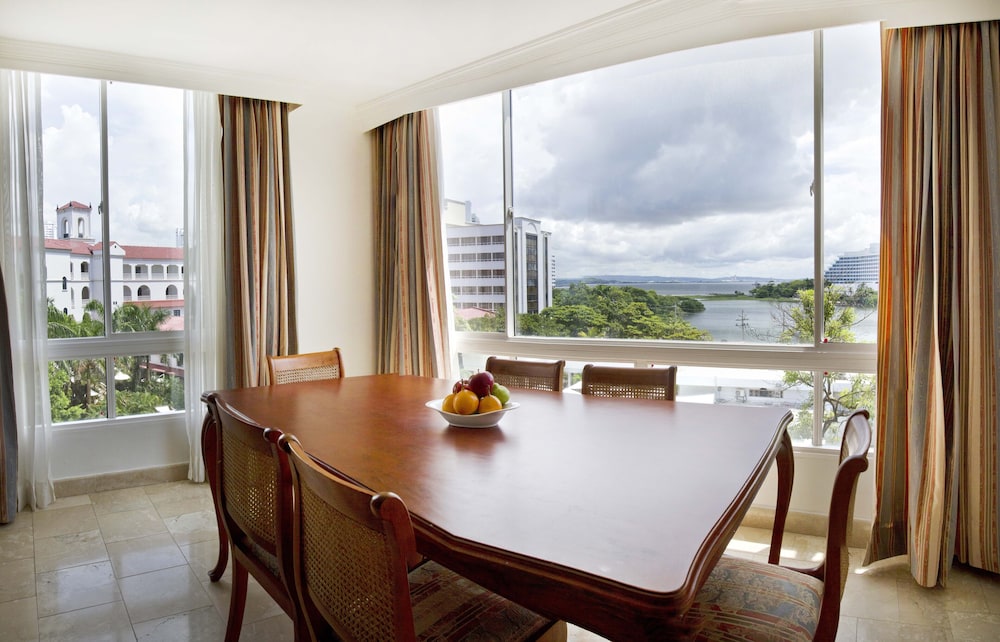 Suite, 1 Bedroom, Non Smoking, Ocean View - Photo 14