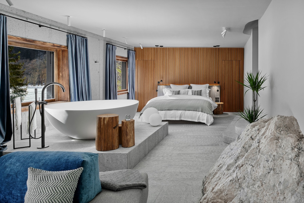 Suite (Rock) photo 1