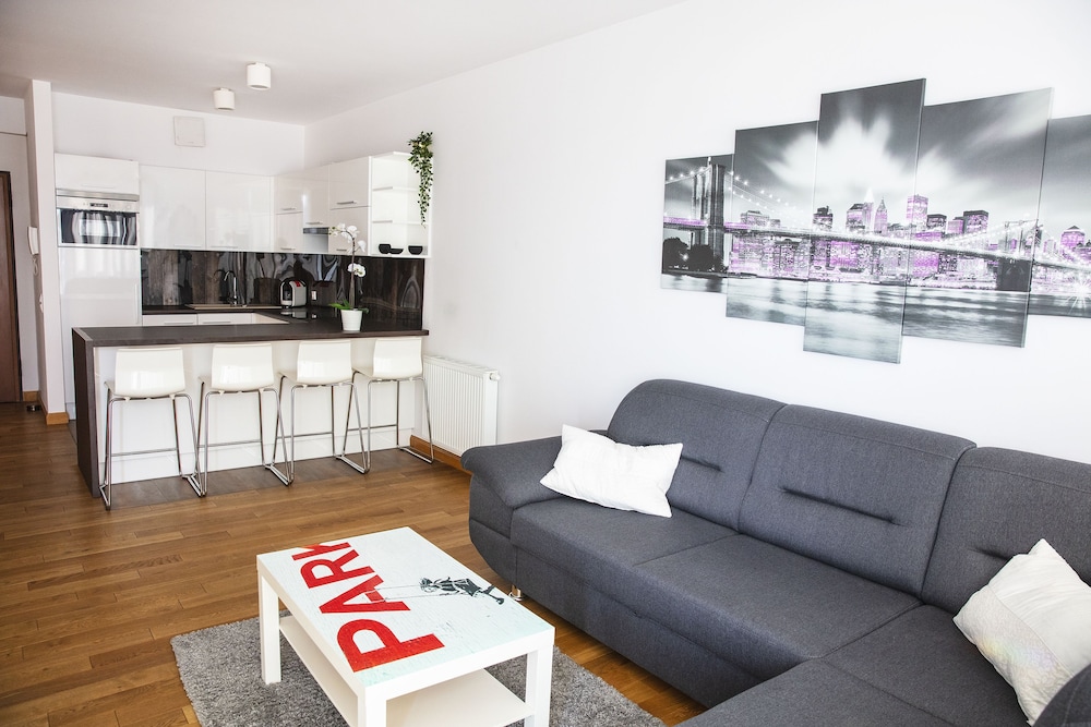 Deluxe Apartment, 2 Bedrooms, Tower photo 2