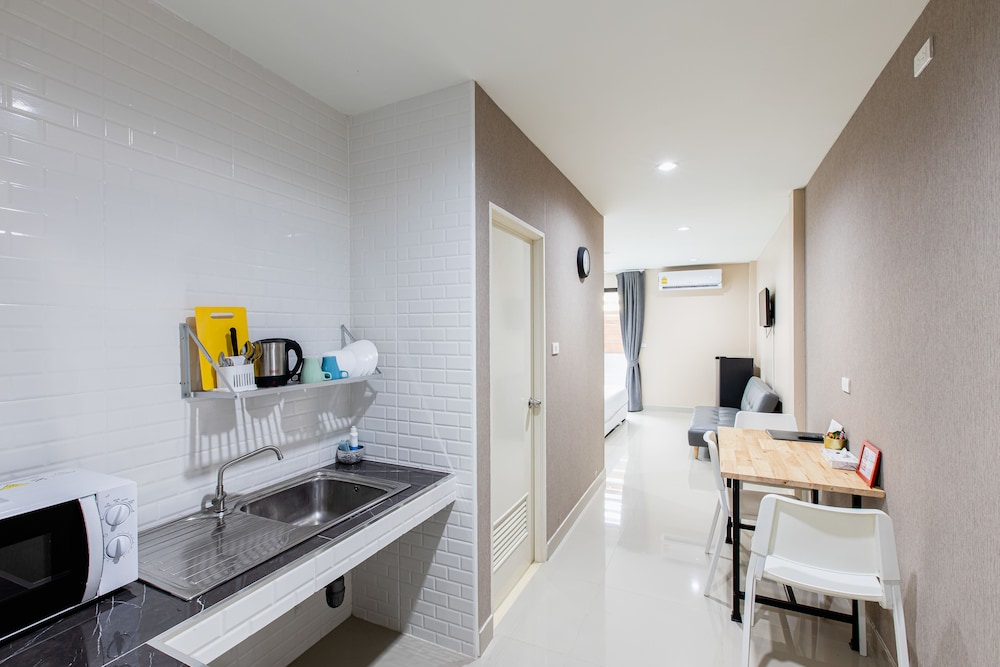 Standard Suite, 1 Bedroom photo 3