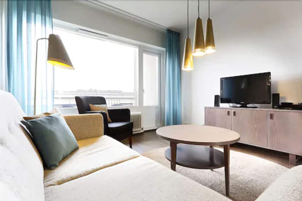 Studio, 2 Twin Beds