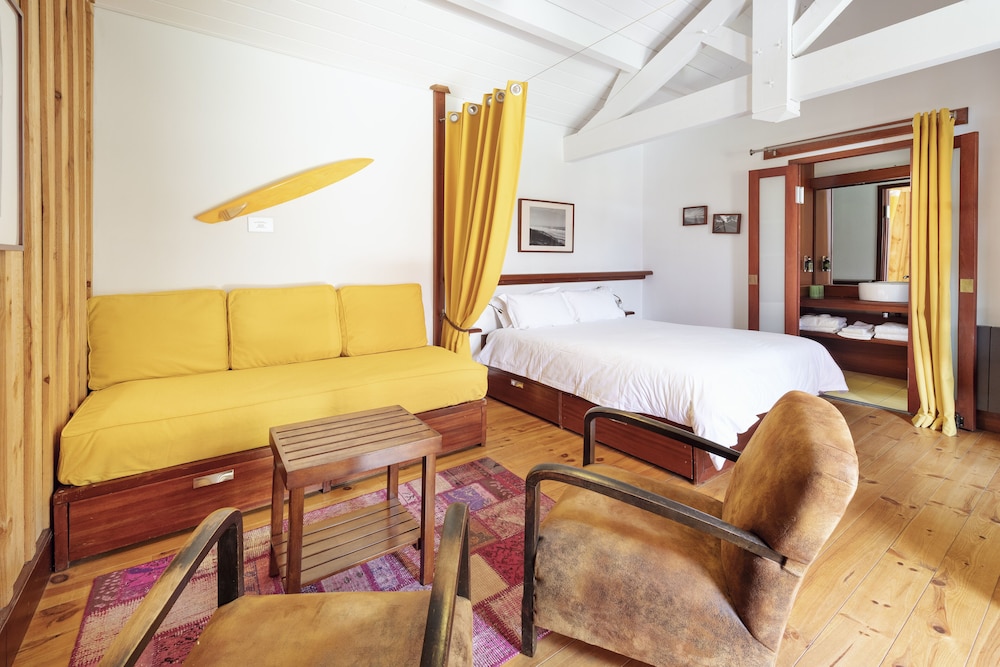 Deluxe Suite, Multiple Beds, Terrace, Garden View