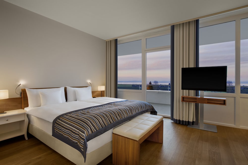 Superior Double Room, Lake View photo 1