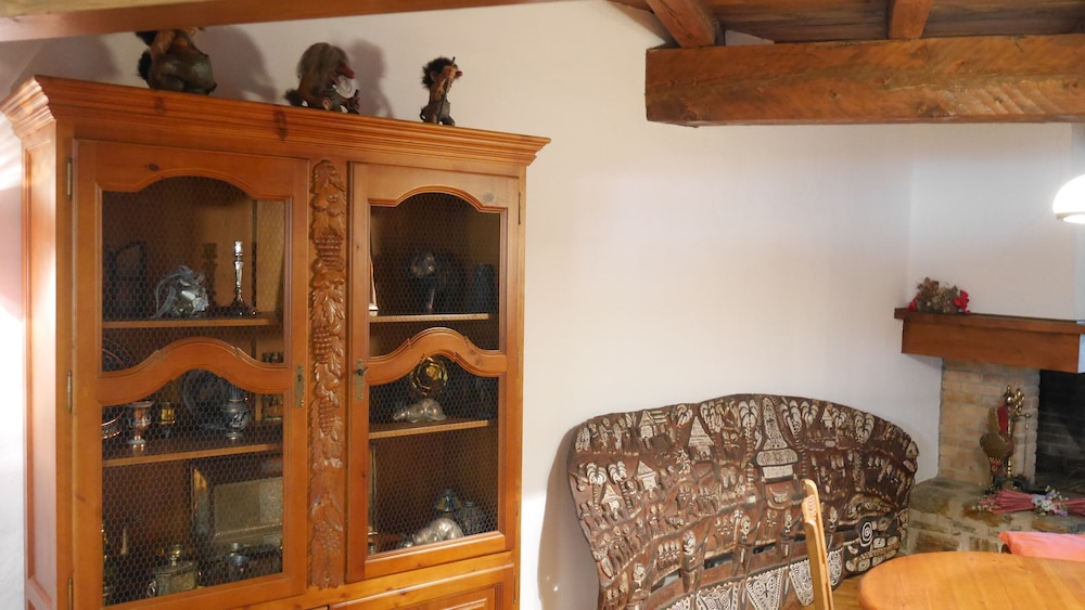 Family Apartment, 4 Bedrooms, Garden View photo 3