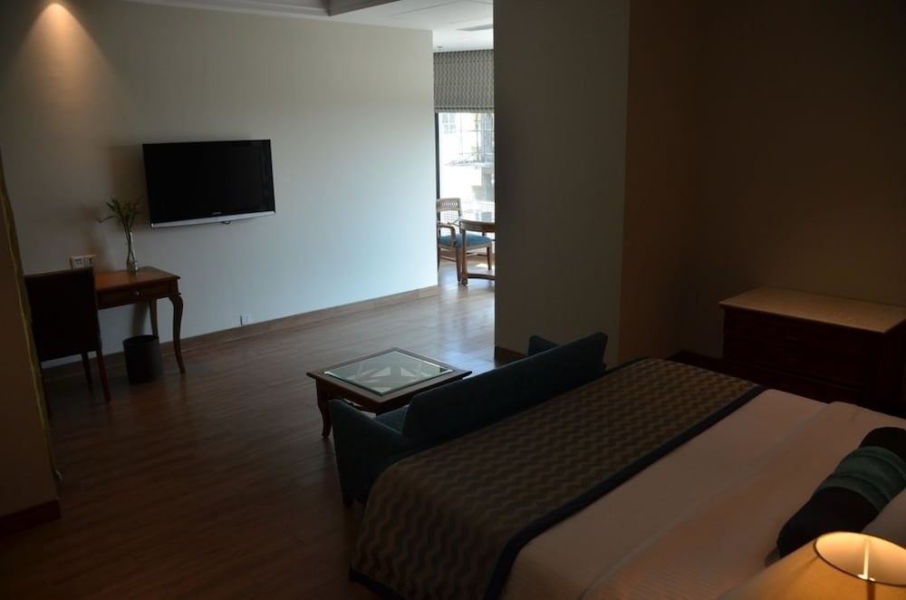 Deluxe Room - Photo 1