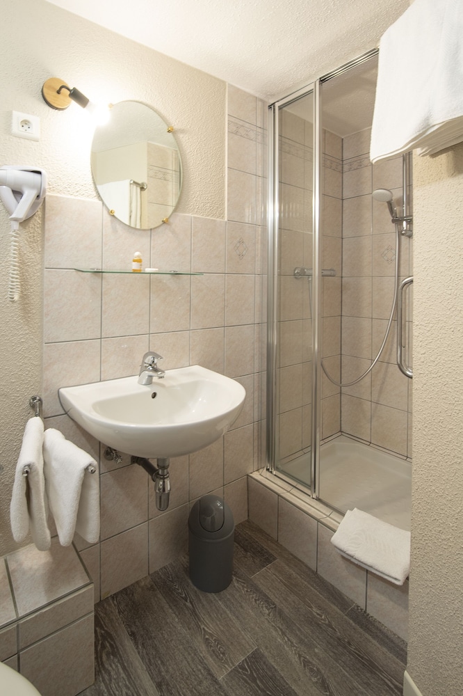 Double Room - Photo 2