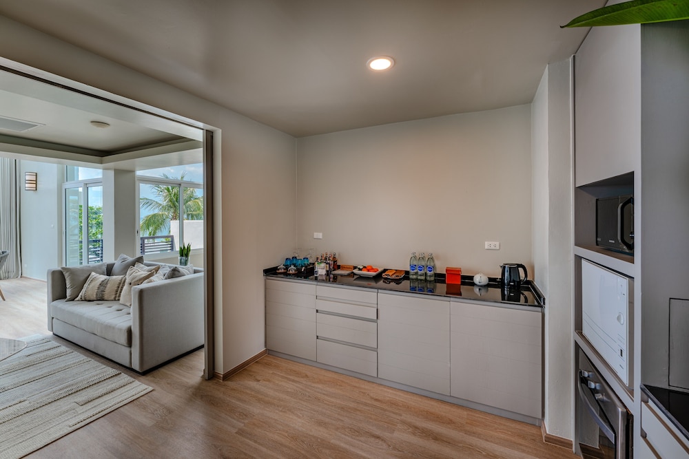2 BR Ocean View Residence - Photo 9