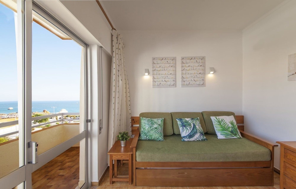 B43 - Spotless Seaview Apartment, Billede 29