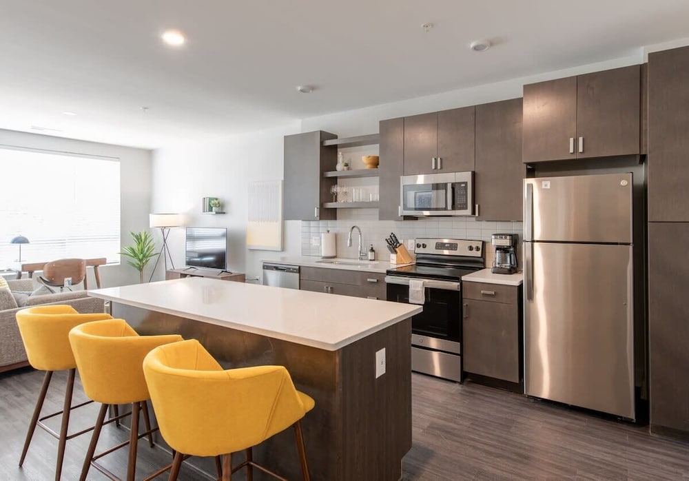 Deluxe Apartment